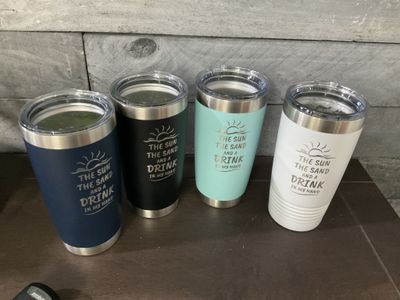 Insulated Mug 20 oz The Sand Drink in My Hand