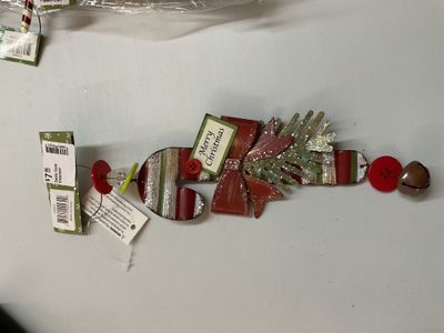 W-SVD Tin Ornament Choice of Candy Cane with Green or Red Bow 9x3"