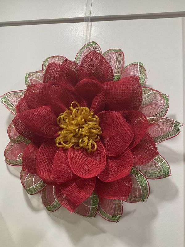 Wreath Pancake Red and Green Poinsettia with Yellow Center