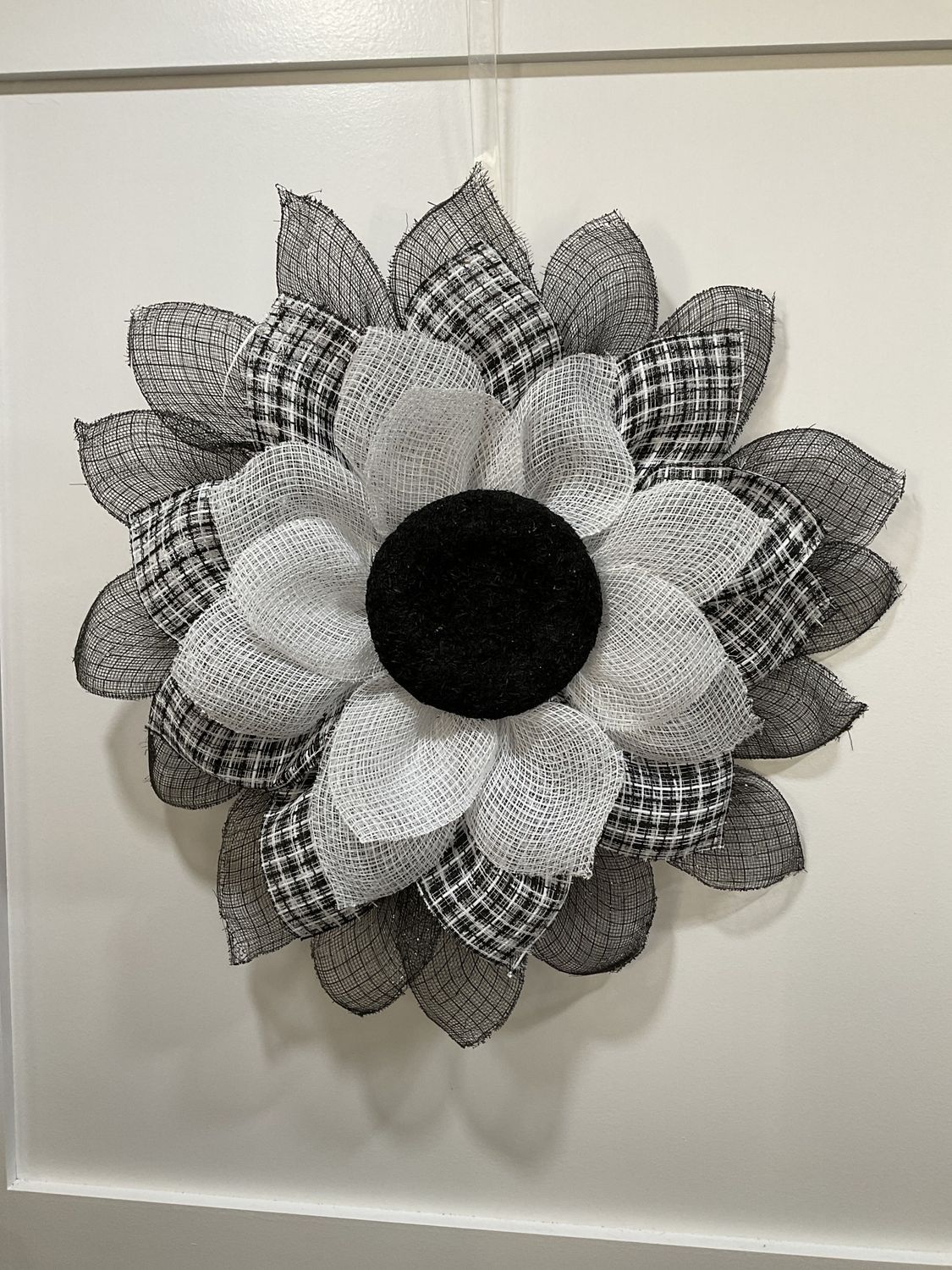 Black &amp; White Sunflower Pancake Wreath