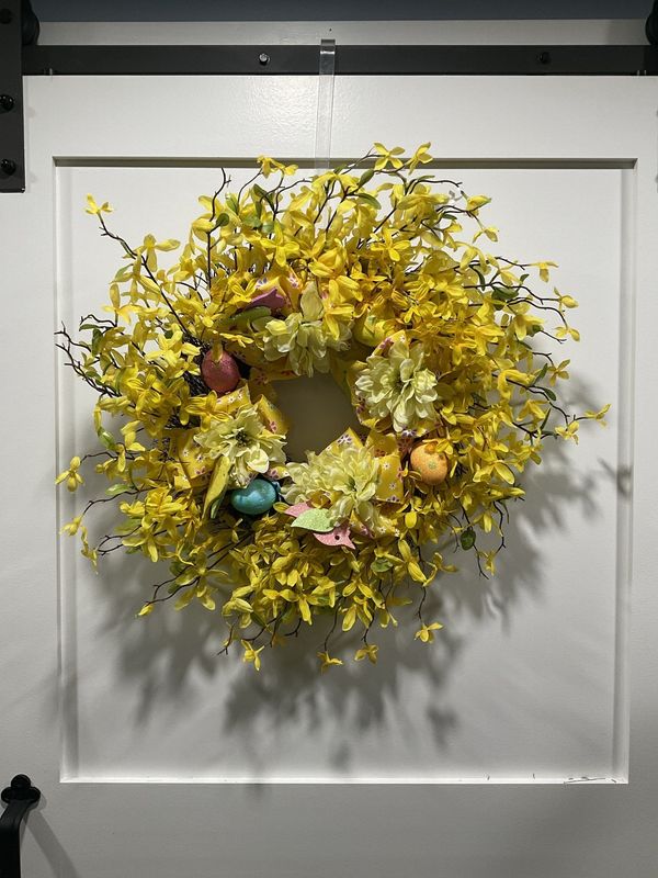251 Wreath Grapevine 26 in-Yellow w/Yellow Flowers and Easter Eggs