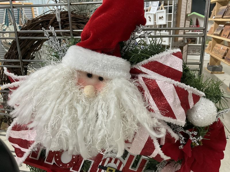 Wreath Santa with Ho Ho Ho Sign