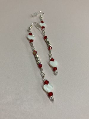 E037 Red and White Crystal Heart Earrings