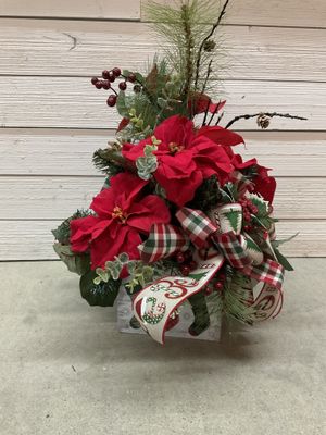 W-MNFT Centerpieces Red Poinsettia Believe Ribbon