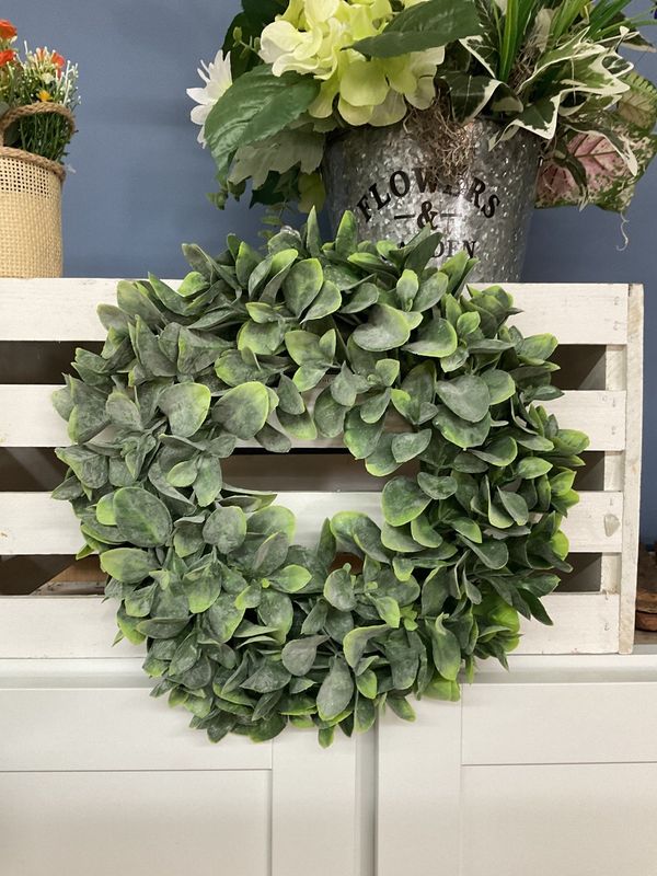 Green Artificial Eucalyptus Wreath