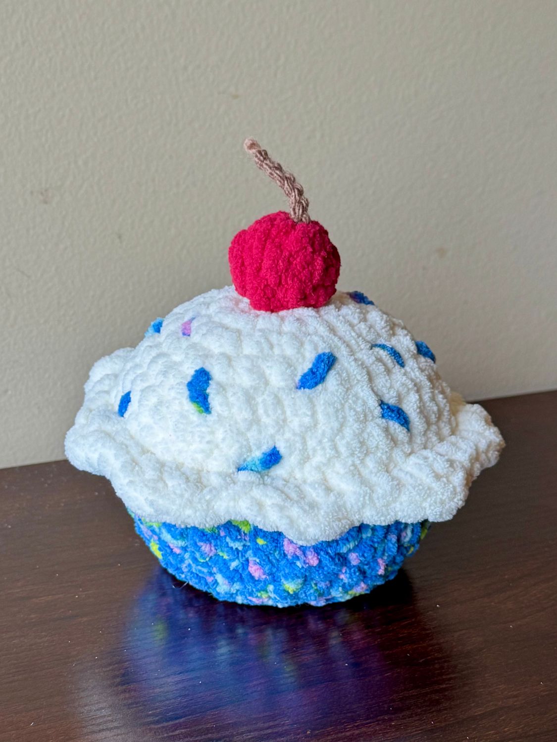 Ice Cream Cup w/ Cherry