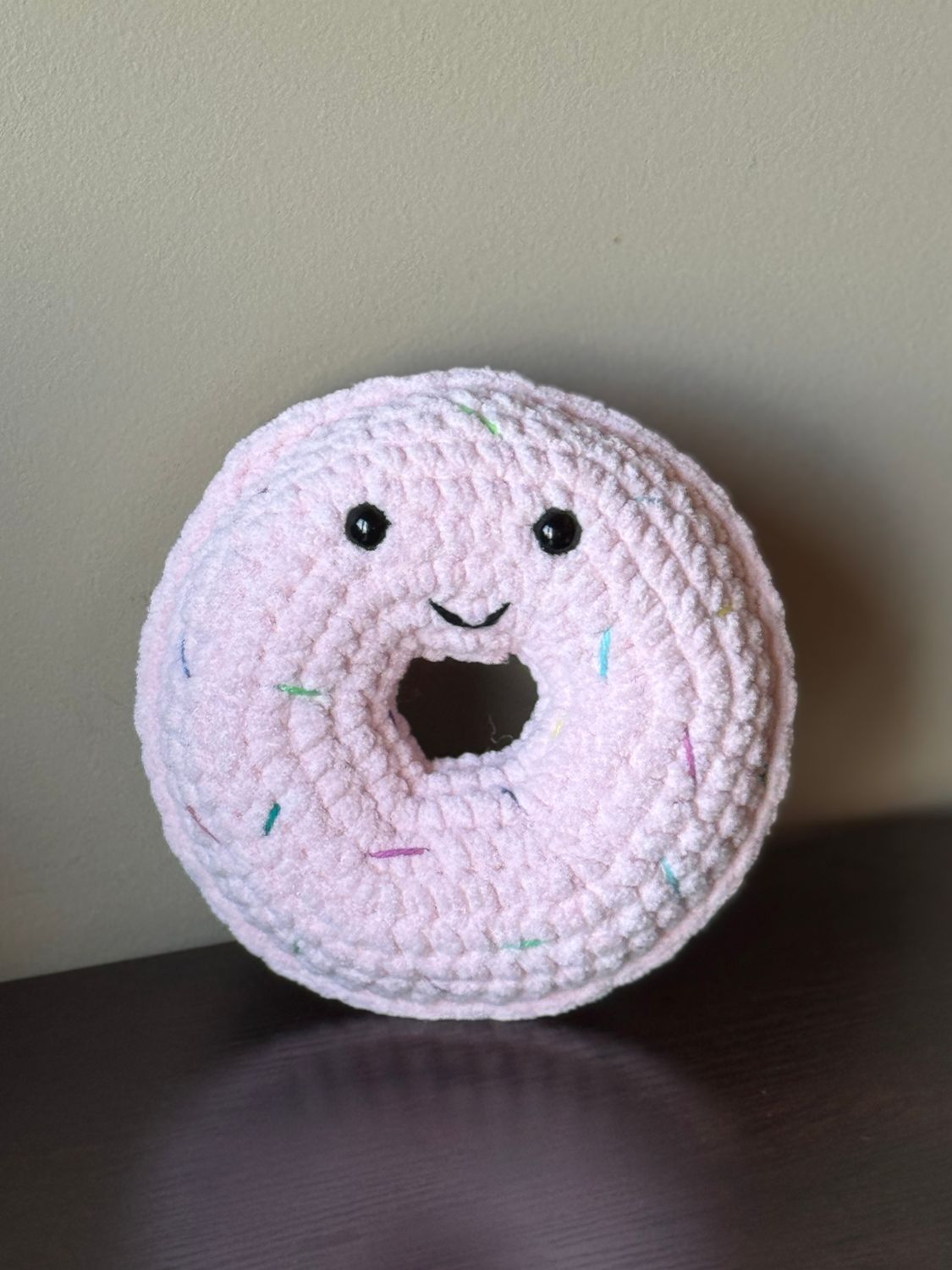 Plushy Donut - Medium