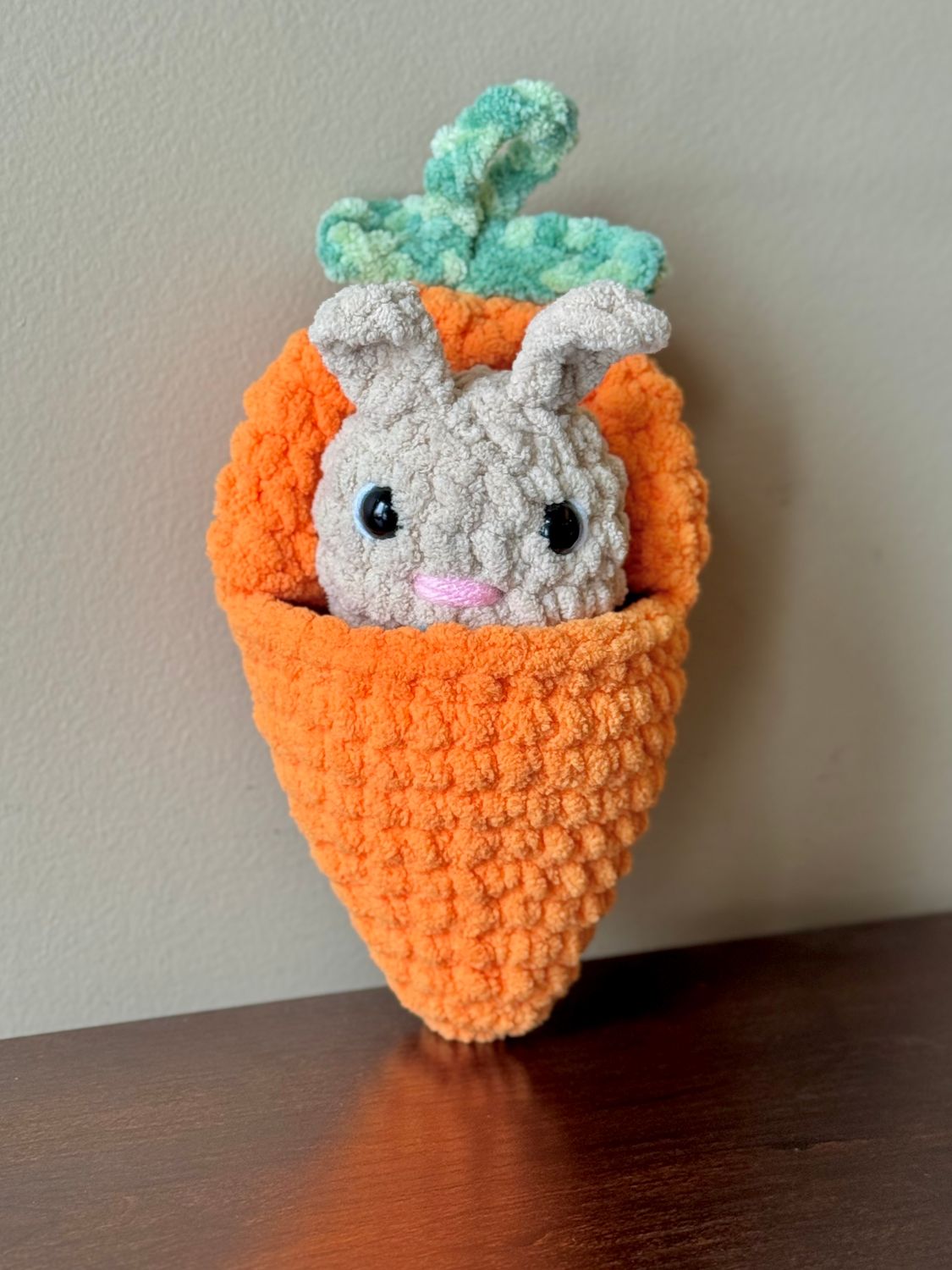 Plushy Bunny in Carrot Pouch - Set - Tan