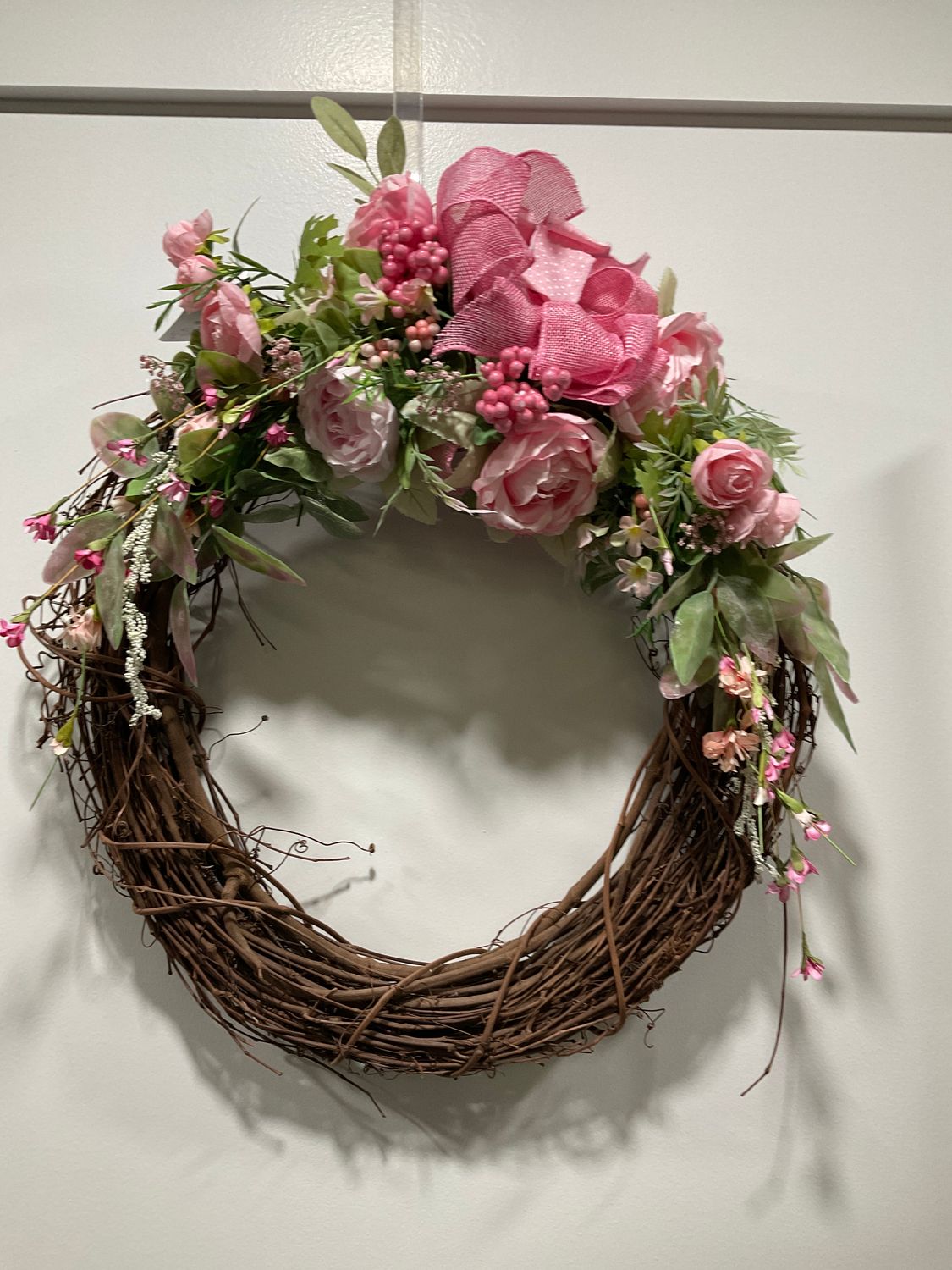 W-MNFT-Wreath Grapevine 18 in- Pink Floral/Bow