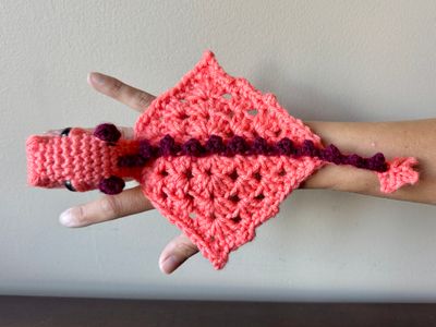 SC Dragon - Finger Puppet - Coral