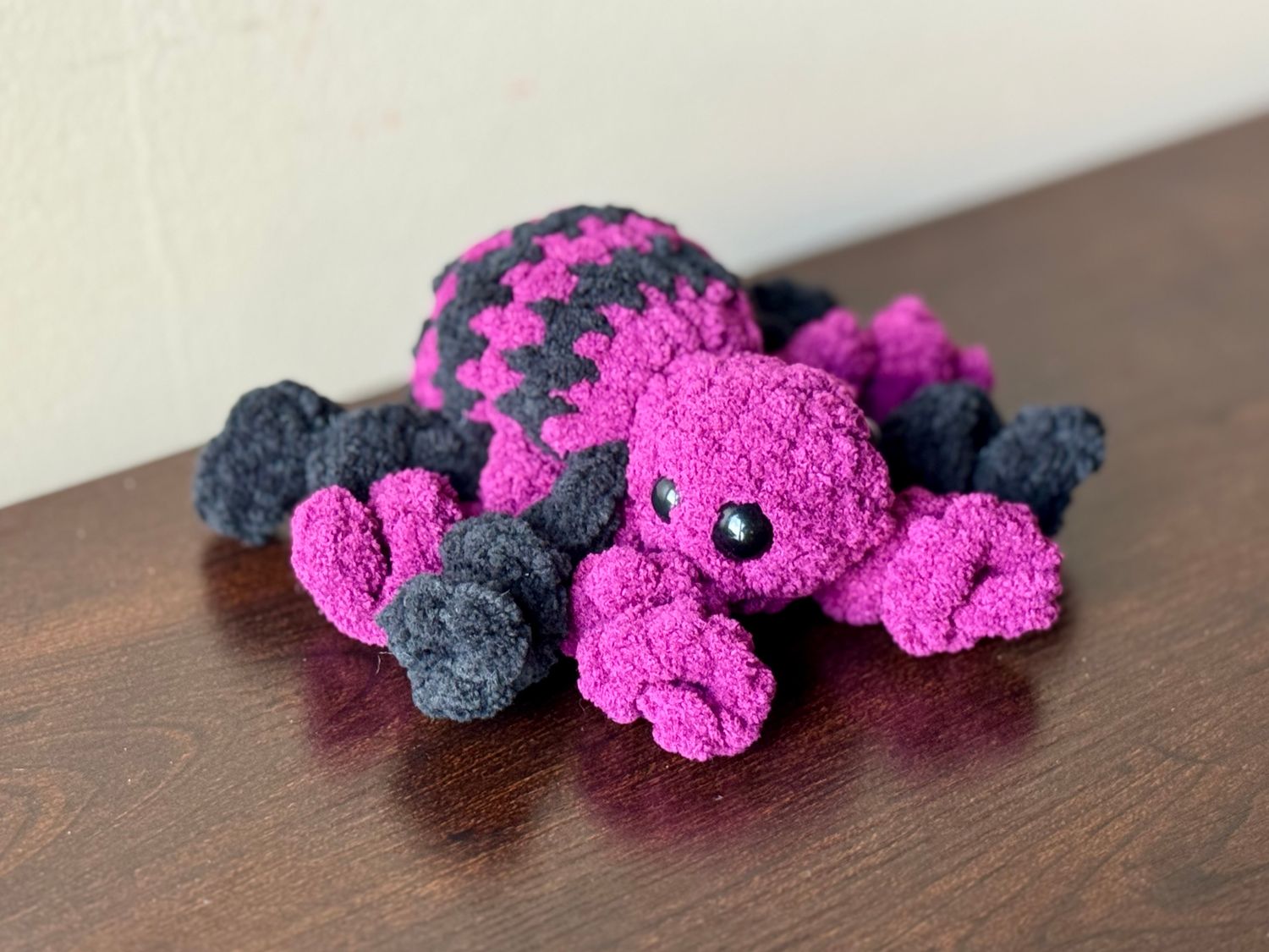 SC - Plushy Spider - Small - Black/Purple