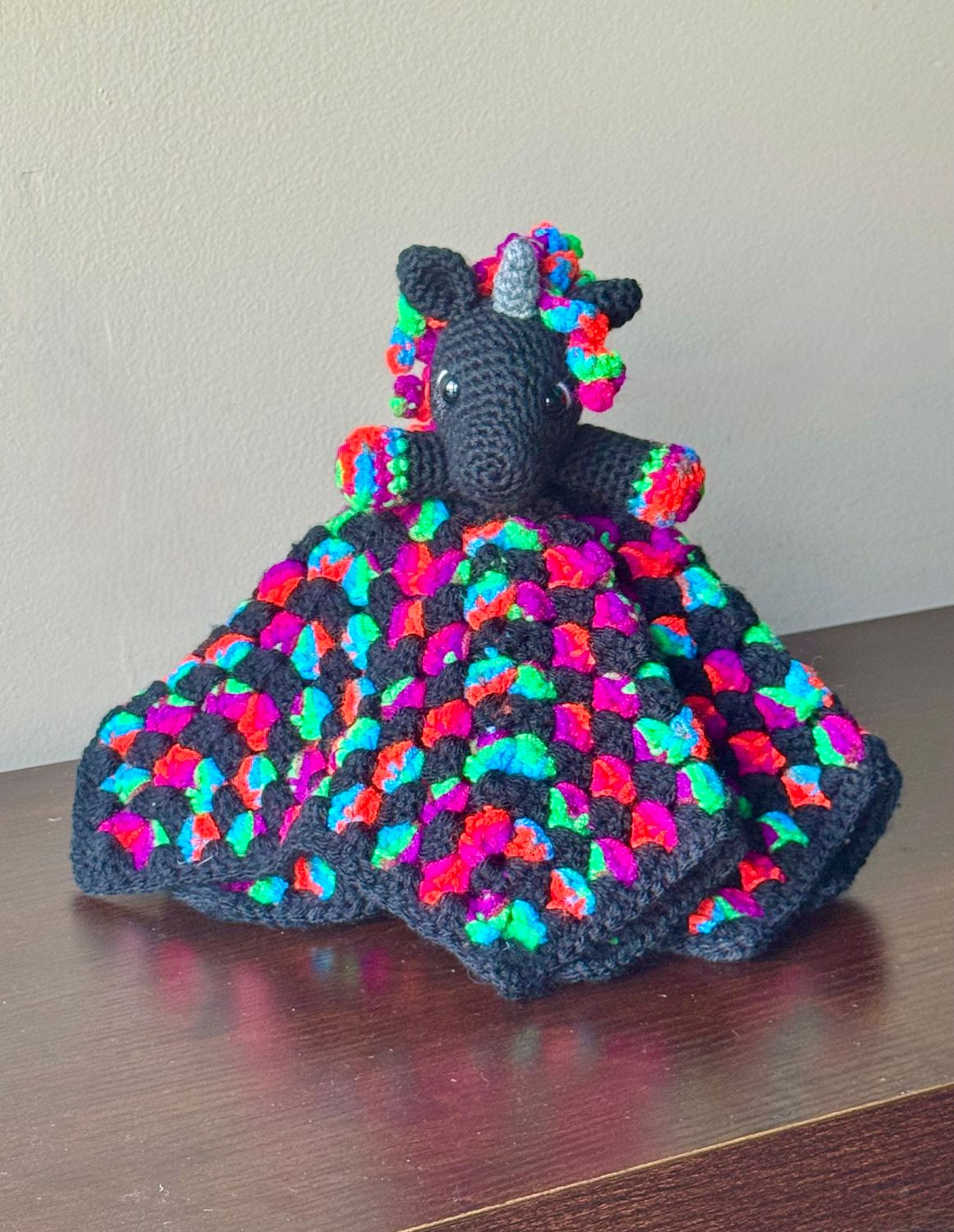 SC - Unicorn Lovey - Black