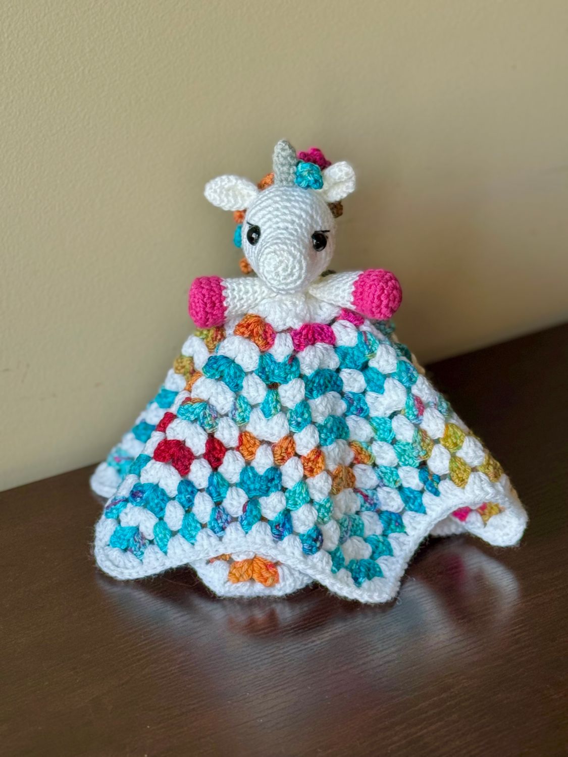 SC - Unicorn Lovey - White