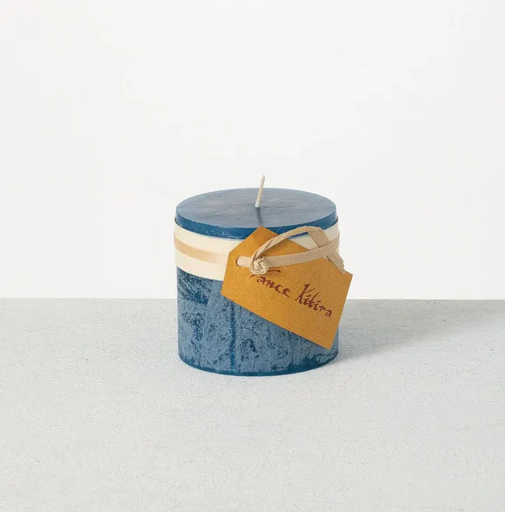 Blue timber candle - medium