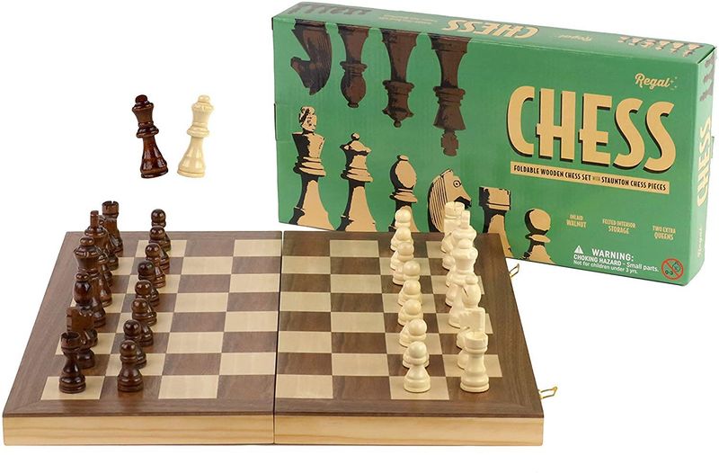 Deluxe Chess (Regal Games)