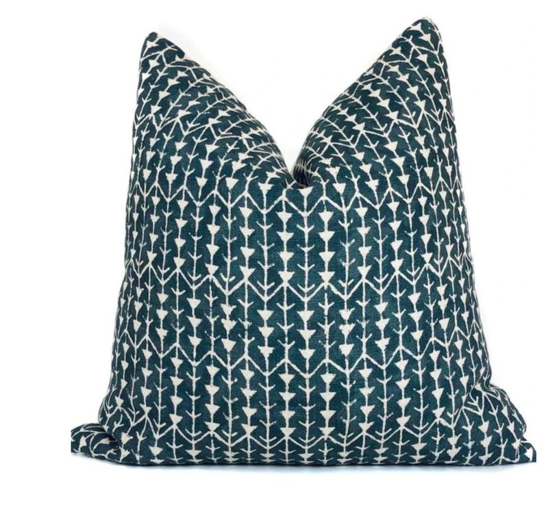 Amazon Print Pillow 20&quot;