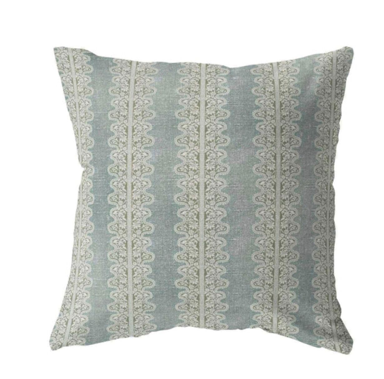 Layne Pillow 22&quot;