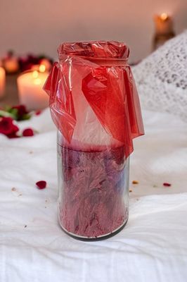 VMA Palm Wax Candle - Aphrodite Come to Me