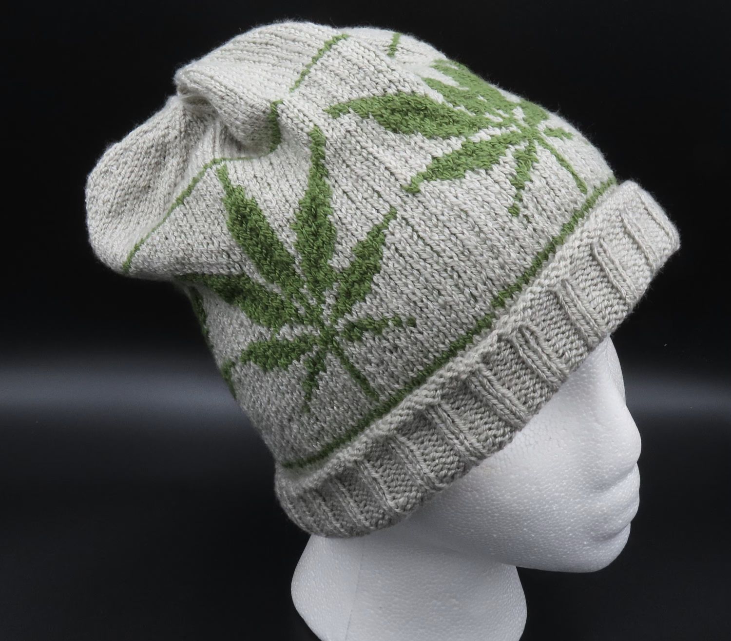 Knitted Beanie (maraijuana leaves)