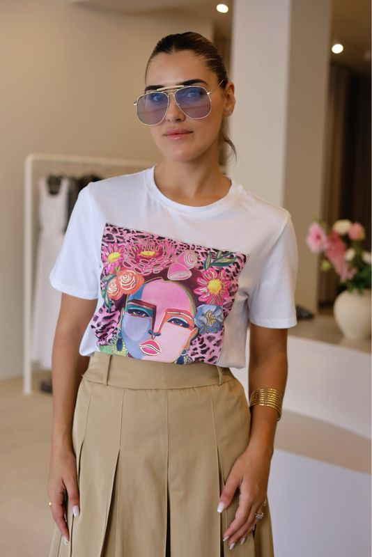 T-SHIRT