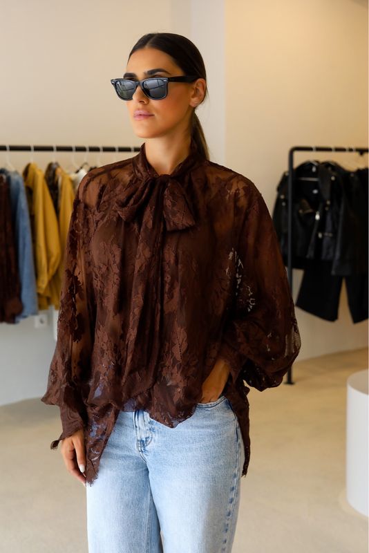 BLUSA RENDADA