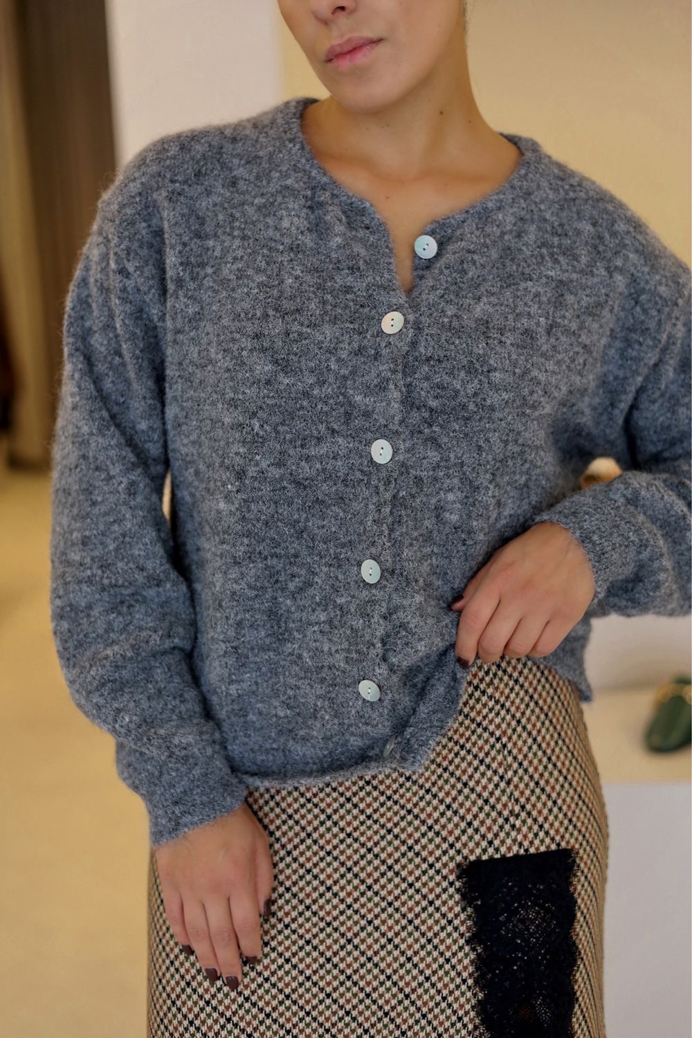 CARDIGAN EM MALHA CINZA