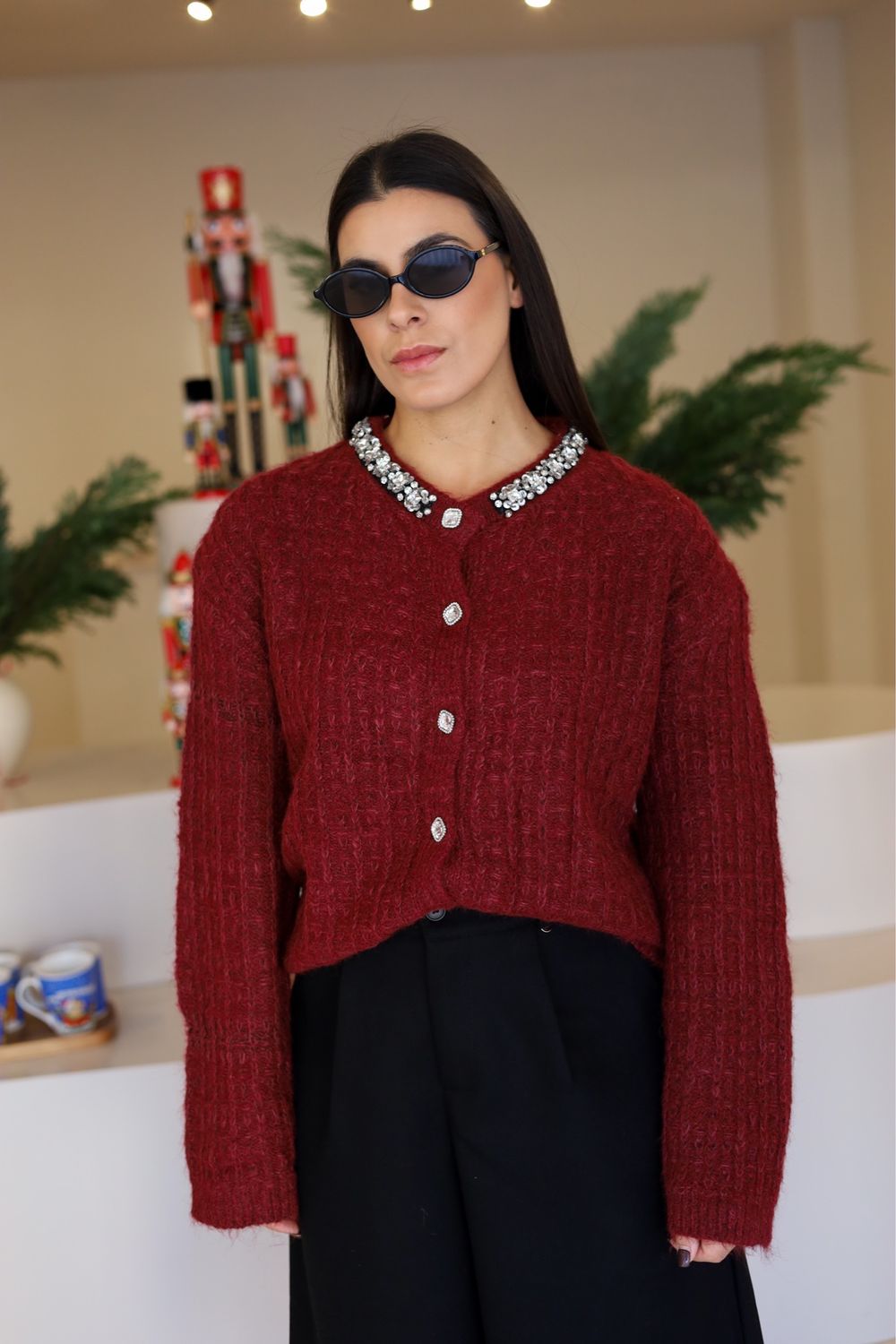 CASACO BORDO COM PEDRAS NA GOLA