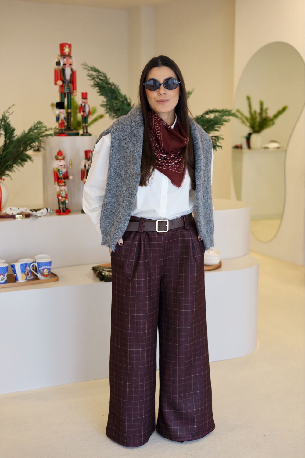 CALÇA BORDÔ COM PADRÃO