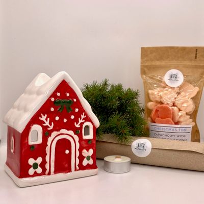 Pachnący Box świąteczny Czerwony domek - Kominek, wosk, tealight sojowy