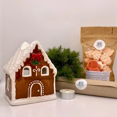 Pachnący Box świąteczny Brązowy domek - Kominek, wosk, tealight sojowy