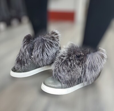 Genuine Fox & Leather Sneaker Grey