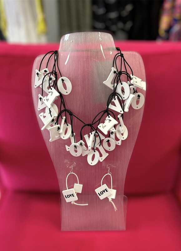 LOVE Necklace Set