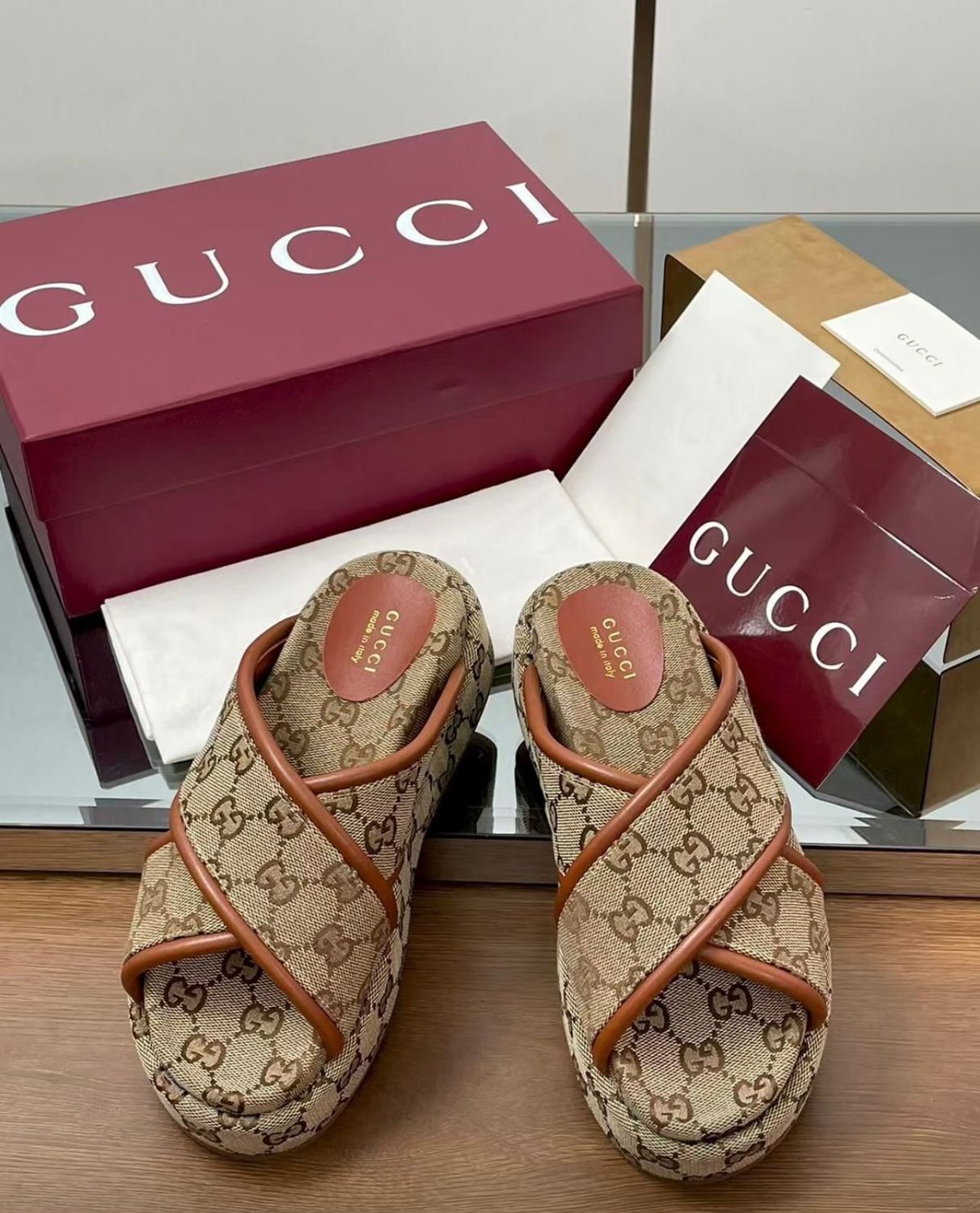 GG Sandal