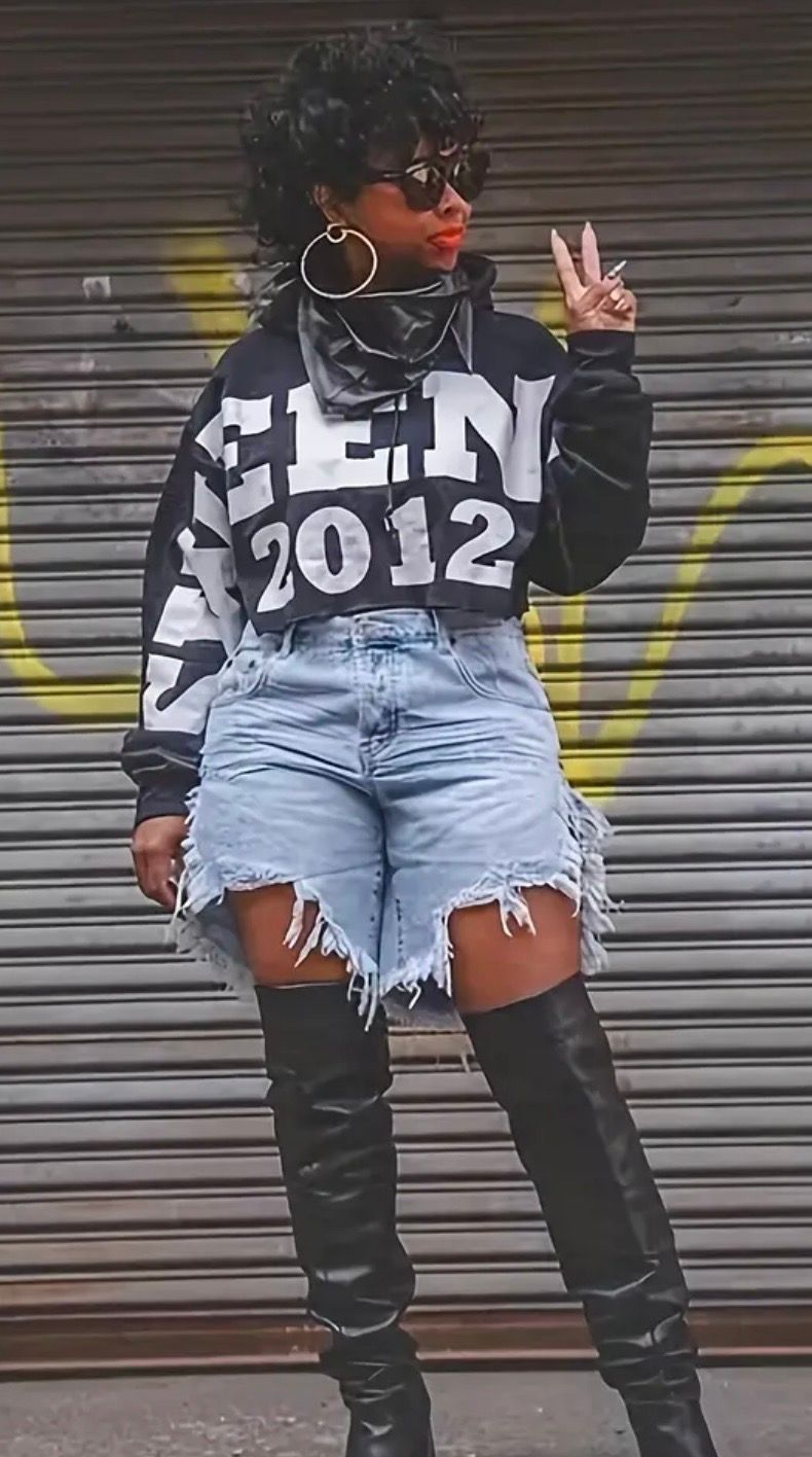 Edgy Frayed Denim Shorts