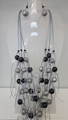 Wooden Wax Cord Necklace Set
