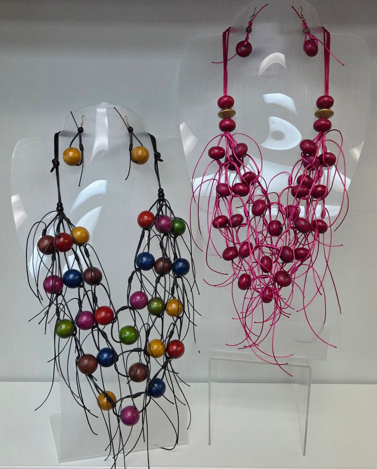 Stringy Wooden Necklace Set