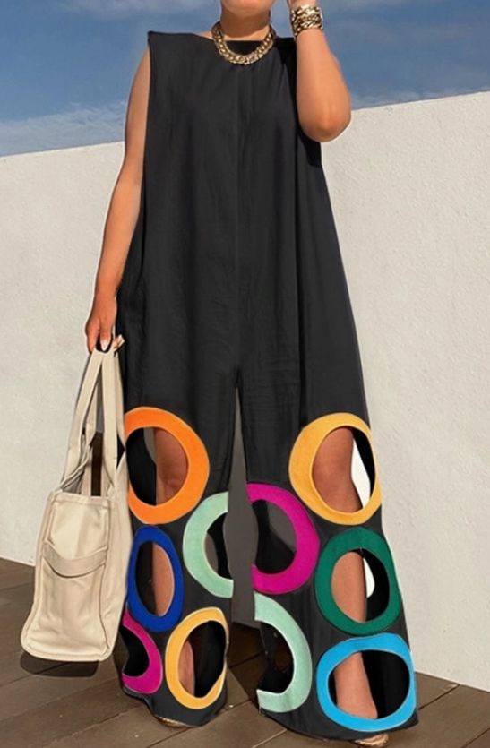 Black Hollow Summer Elegance