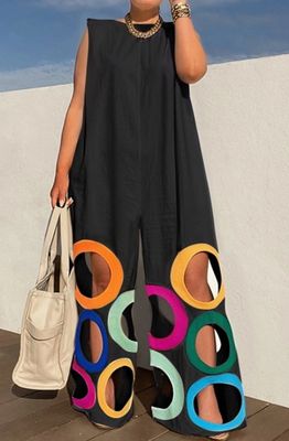 Black Hollow Summer Elegance