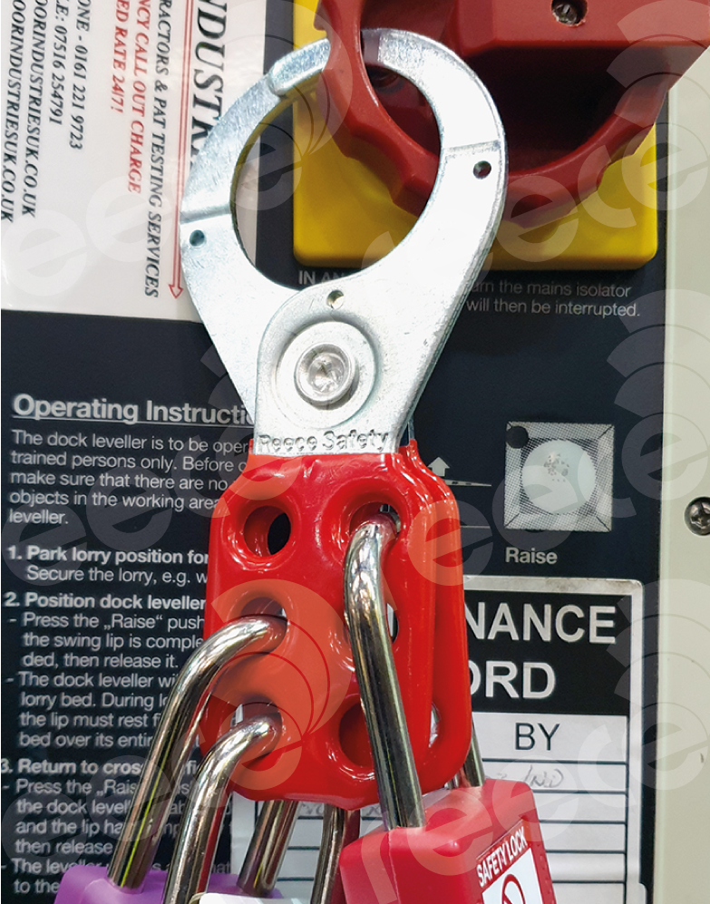[LocKOUt Hasp steel reg coated scissor action 1 1/2 dia laws