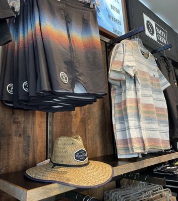 BOARDSHORTS