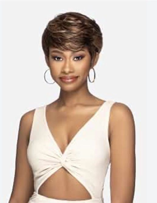 Vivica A. Fox Shortcut with Side Bang - Sweet