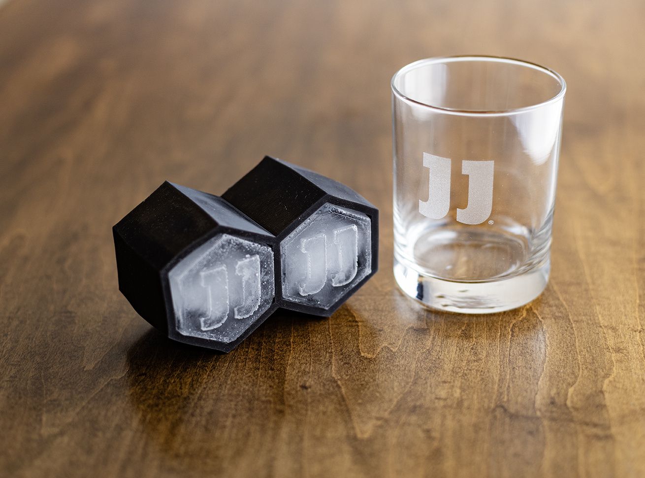 JJ WHISKEY COMBO