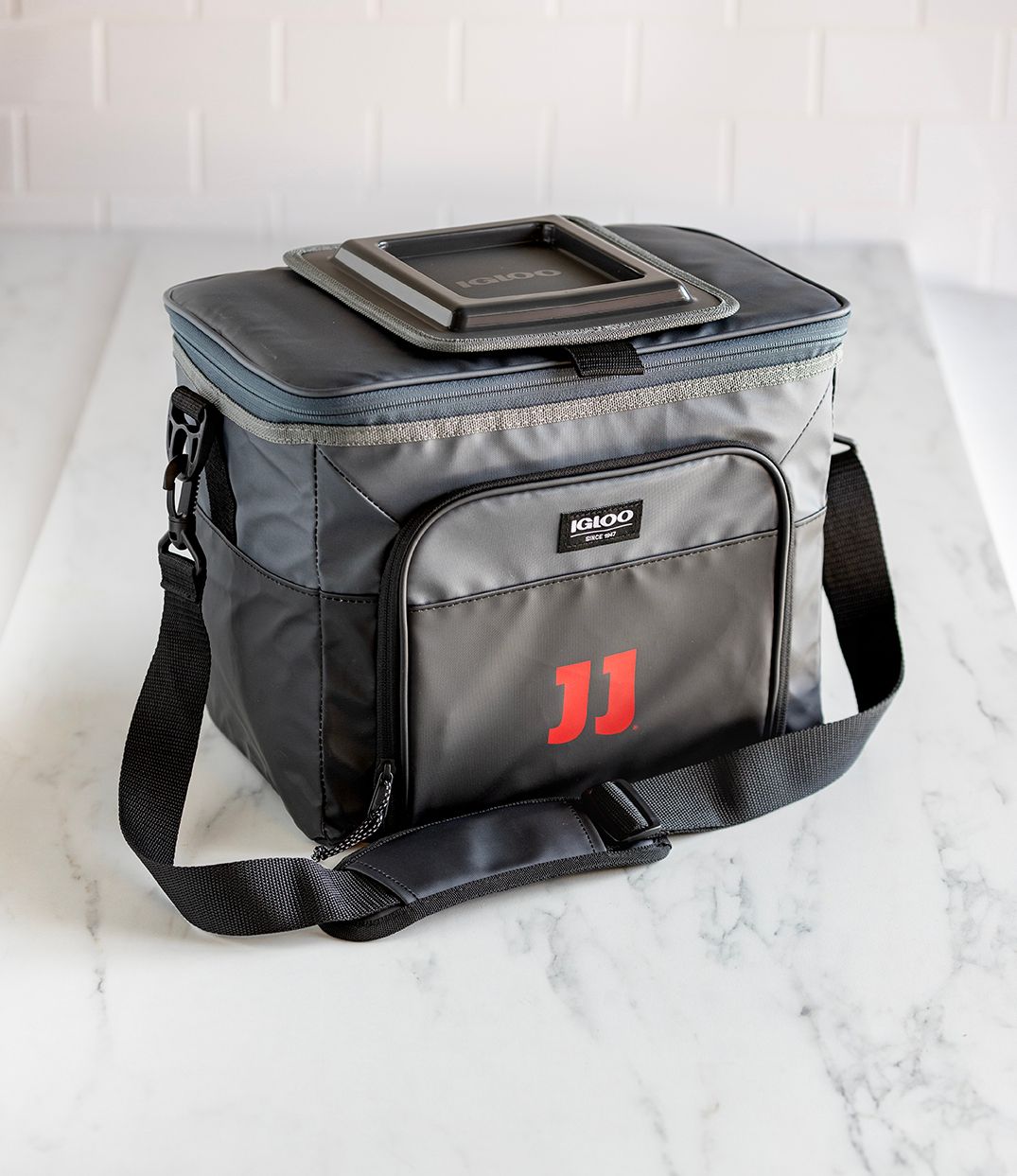 JJ IGLOO® Seadrift™ COOLER - BLACK/GREY