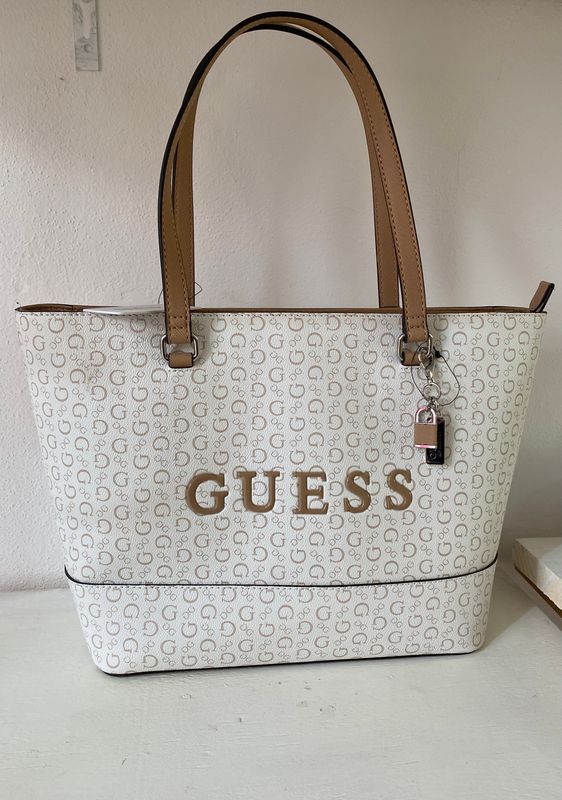 Bolso Guess Grande