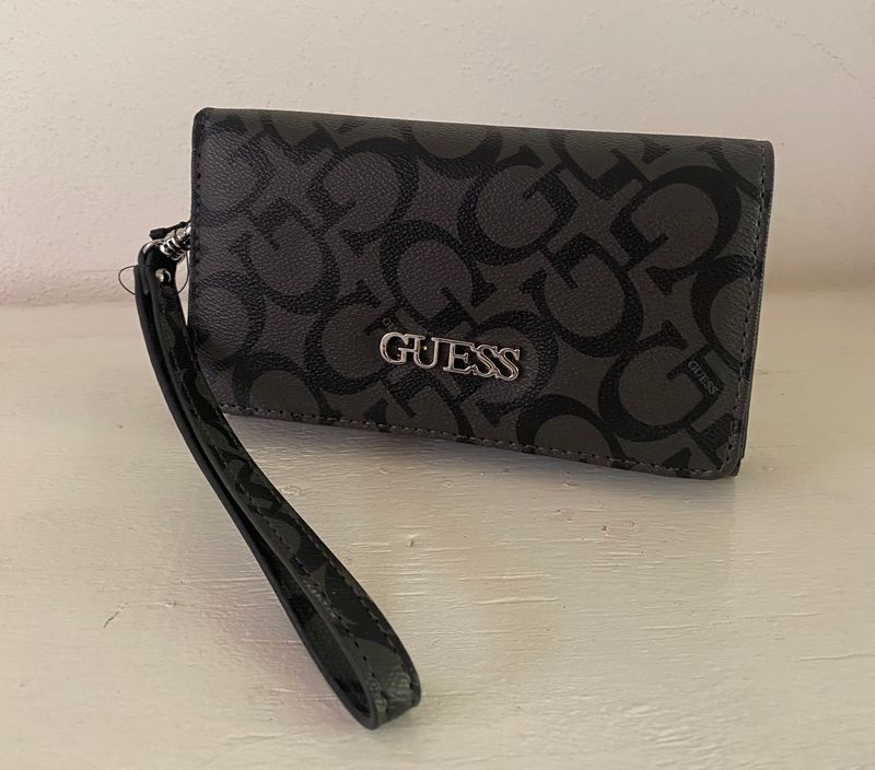 Cartera Guess NEGRA
