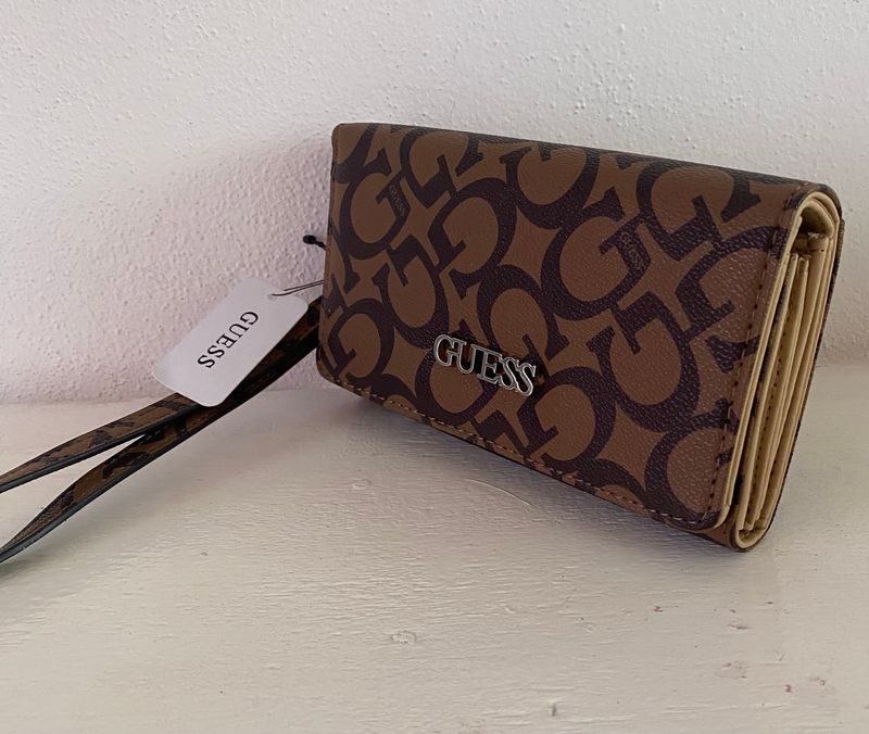 Cartera Guess Cafe