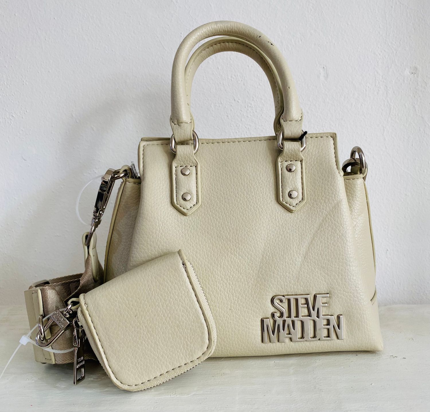 Steve Madden mini