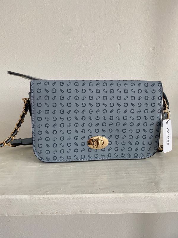 Crossbody Guess