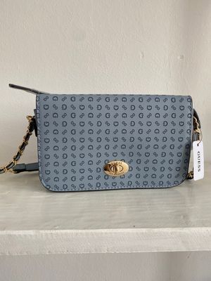 Crossbody Guess