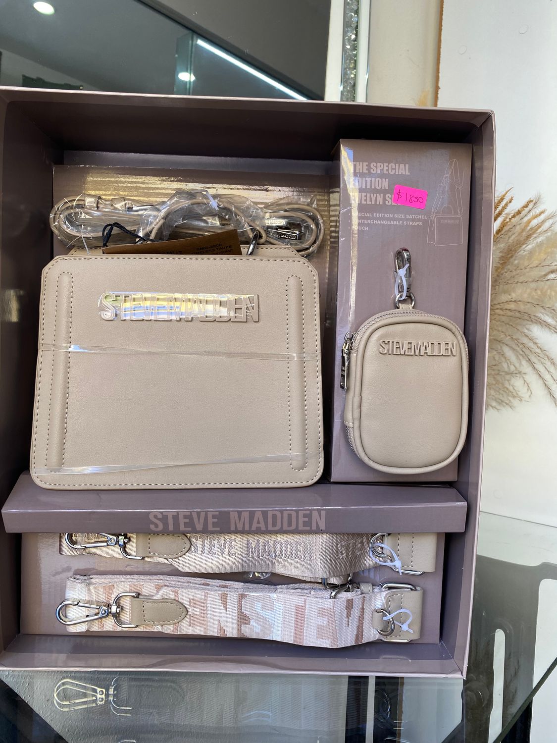 Kit Steve Madden